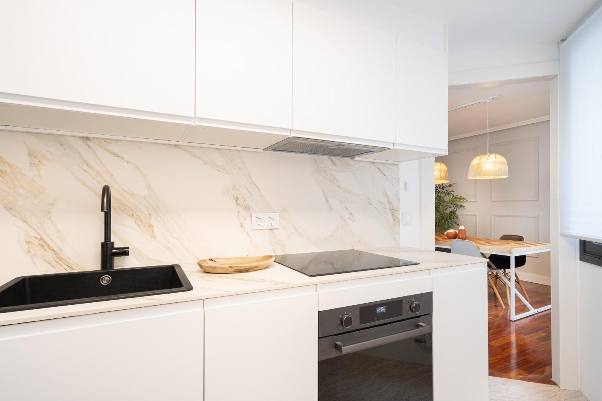 Apartamento Helloasturias Oviedo, Un Espacio Luminoso Y Moderno En El Corazon De La Ciudad Oviedo